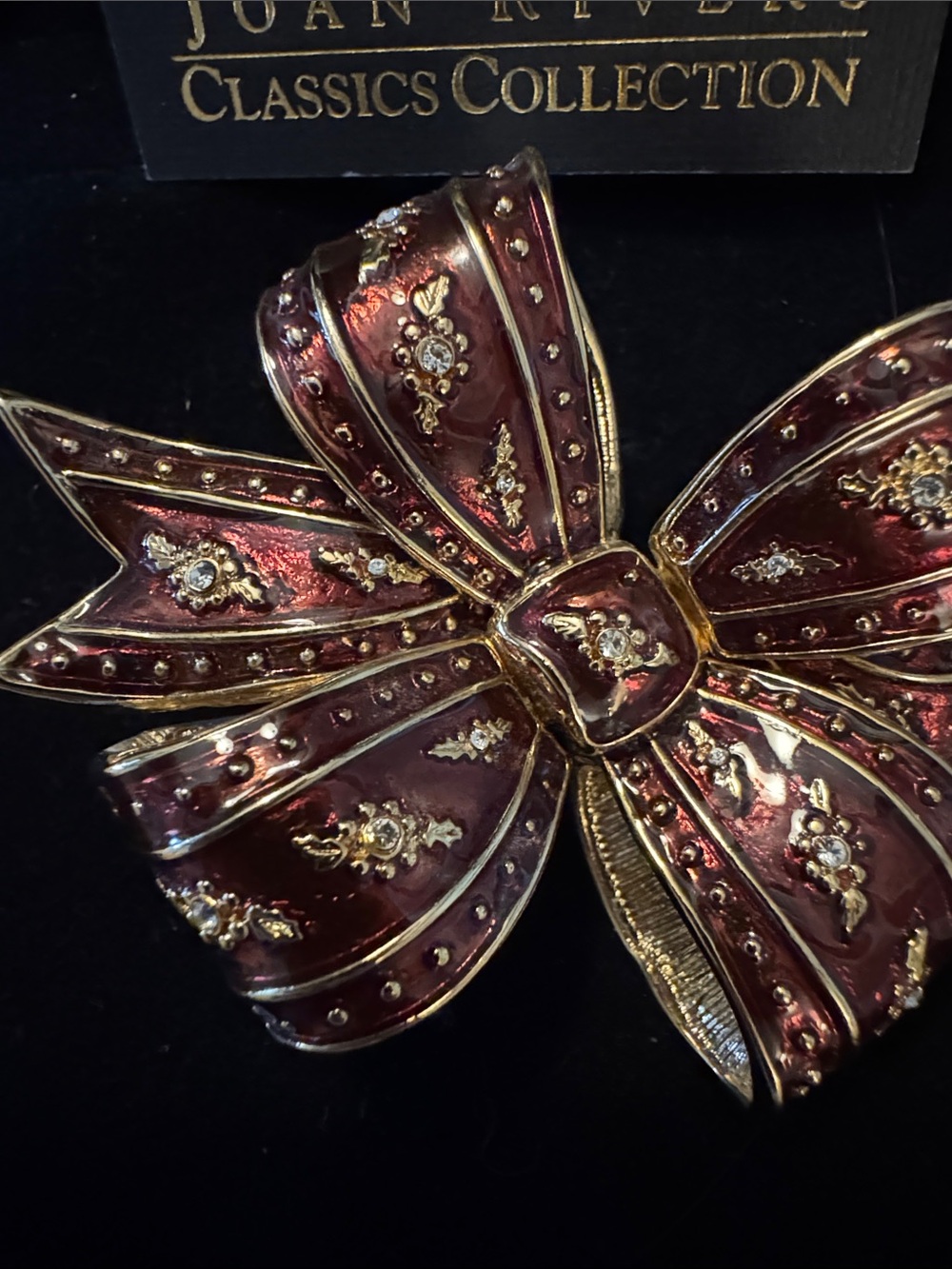 Joan Rivers Burgundy and Gold Bow Brooch - Picture 3 of 5